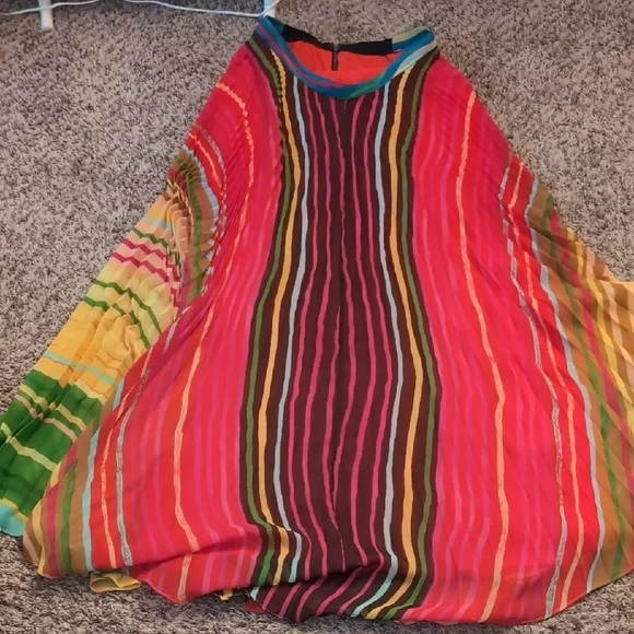 Alice + Olivia Pink and Green Pleated Maxi Skirt - Picture 8 of 8